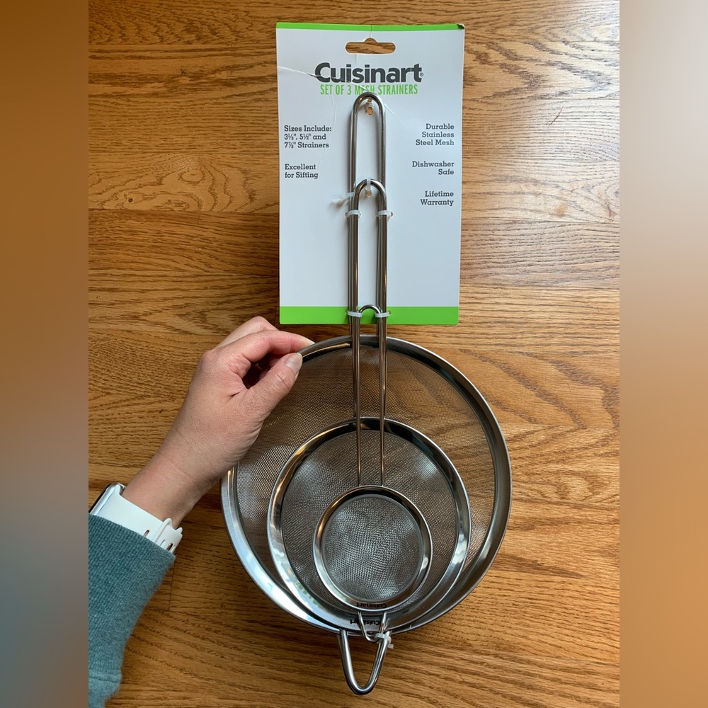 NWT set of 3 Cuisinart strainers